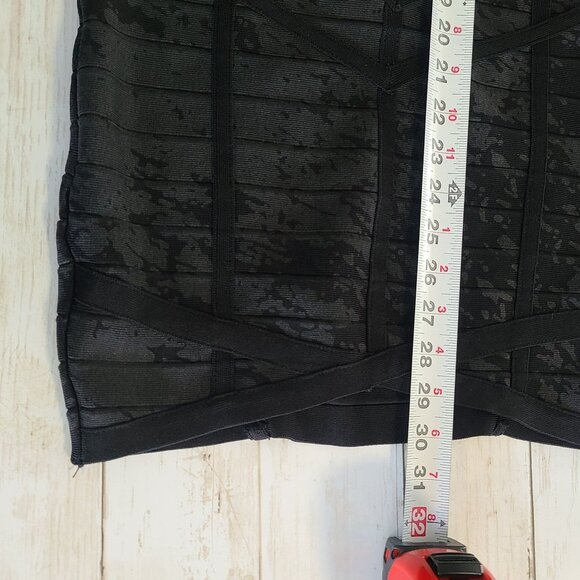 Lark Black Bandage Style Evening Mini Dress Bodycon Glam Mummy Medium LBD - Picture 7 of 9